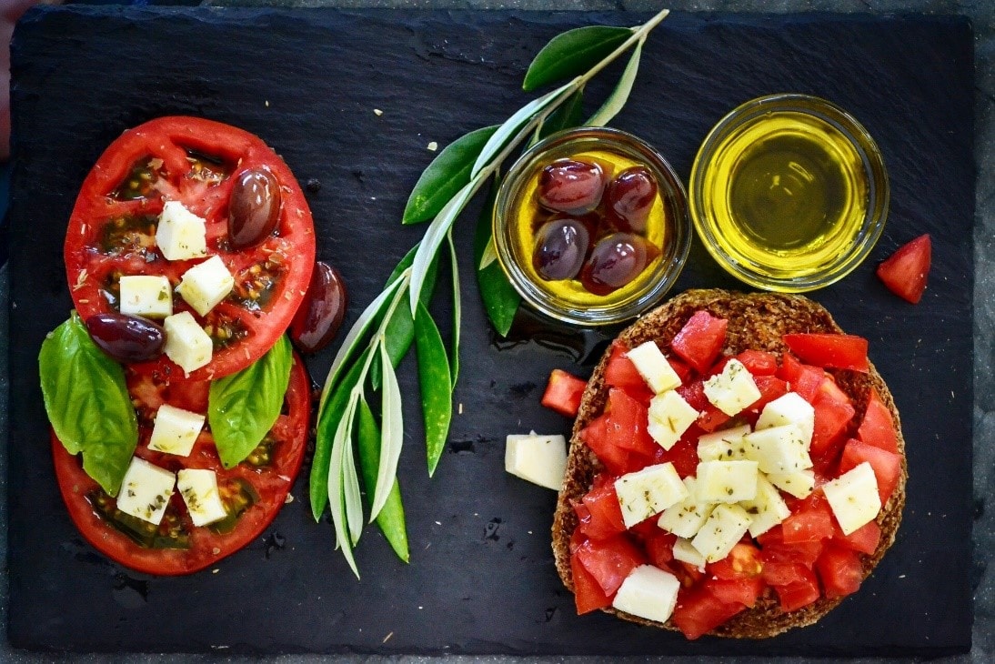 Mediterranean diet and olive oil