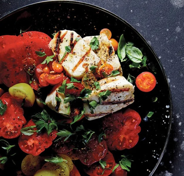 Tomato Salad With Grilled Halloumi